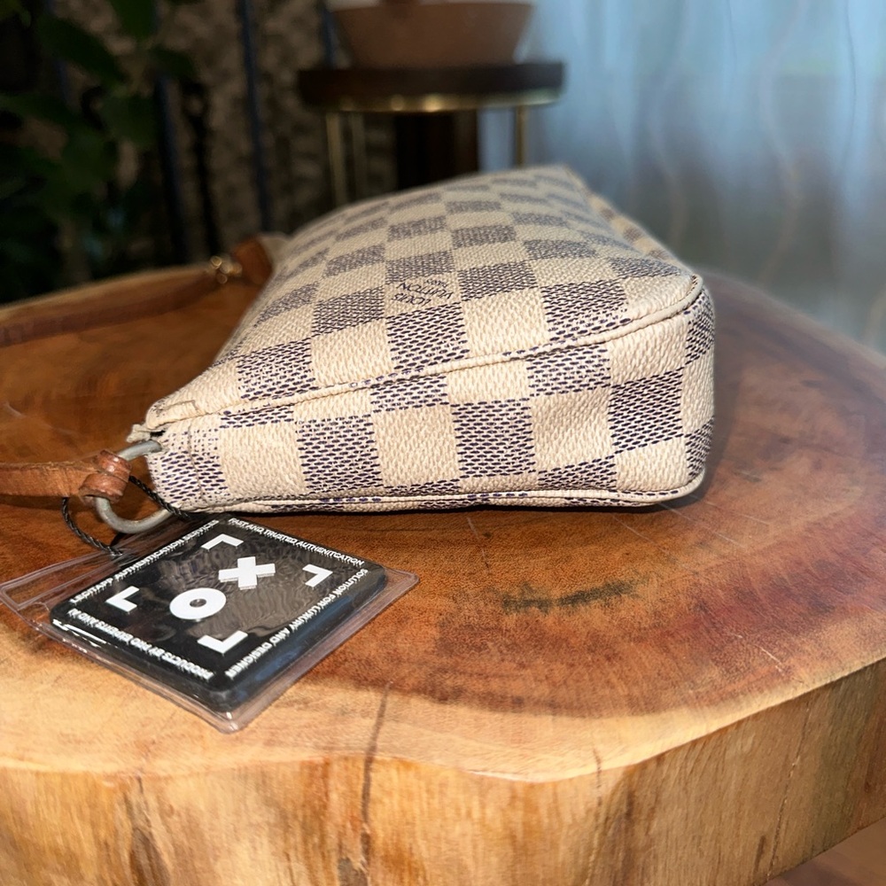 Louis Vuitton Damier Azur Pochette Accessoires COA - Picture 8 of 13